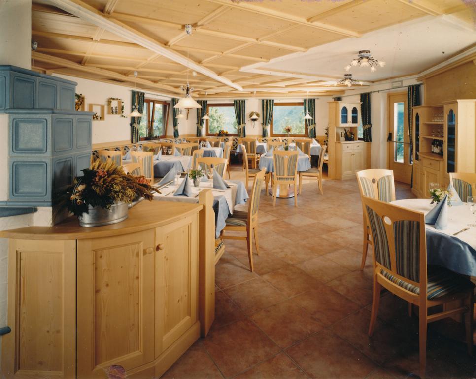 Gasthof Hotel Woehrmaurer Велтурно Екстериор снимка