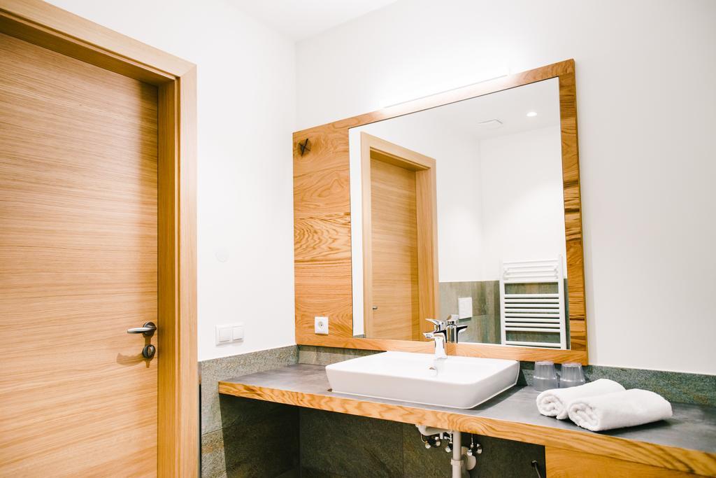 Gasthof Hotel Woehrmaurer Велтурно Екстериор снимка